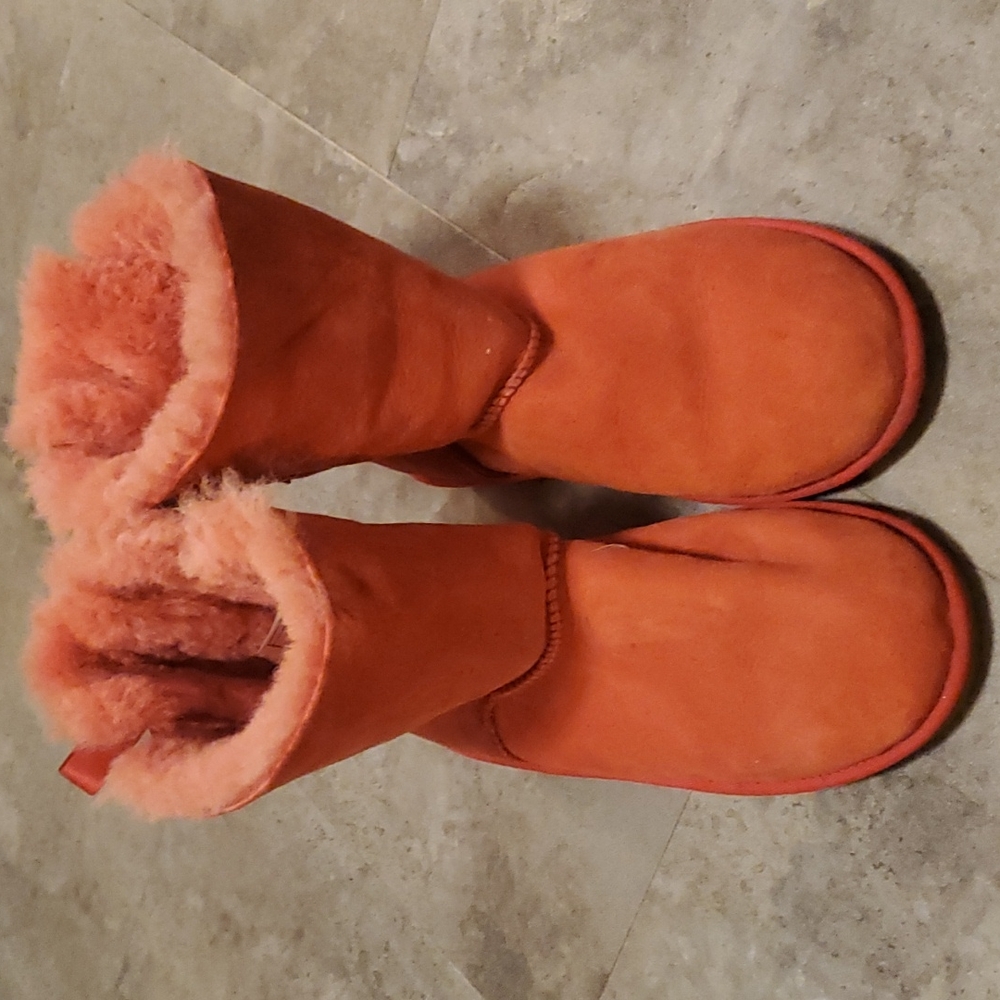 Red Ugg Bailey bow boot sz 6